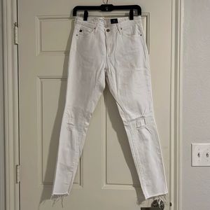 White denim jeans